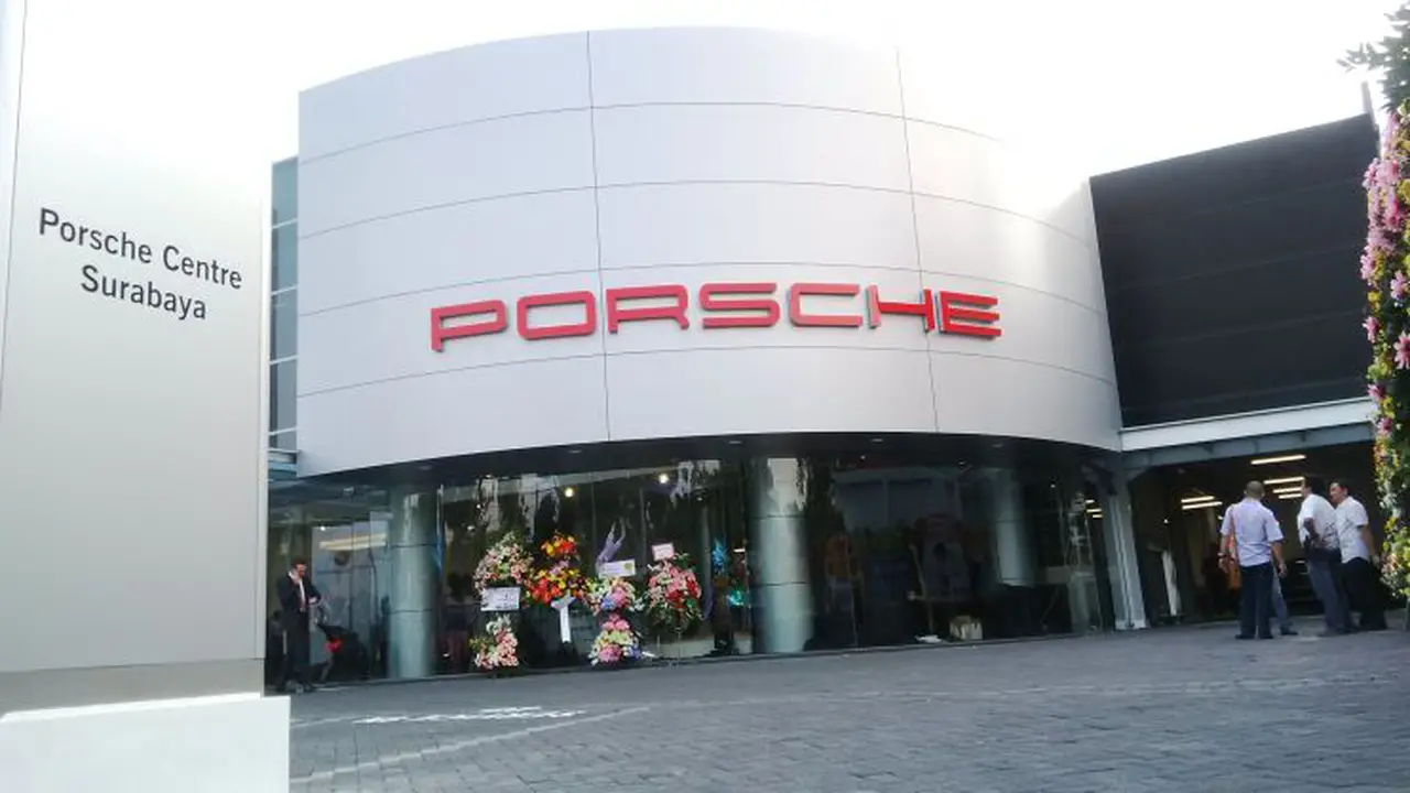 Porsche Bidik Orang Berduit Surabaya 