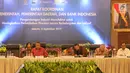 Gubernur Bank Indonesia Perry Warjio (kiri) saat memimpin Rakor di Gedung BI, Jakarta, Rabu (4/9/2019). Rakor Pemerintah, Pemerintah Daerah, dan BI membahas Pengembangan Industri Manufaktur untuk meningkatkan pertumbuhan ekonomi secara berkelanjutan dan Inklusif. (Liputan6.com/Angga Yuniar)