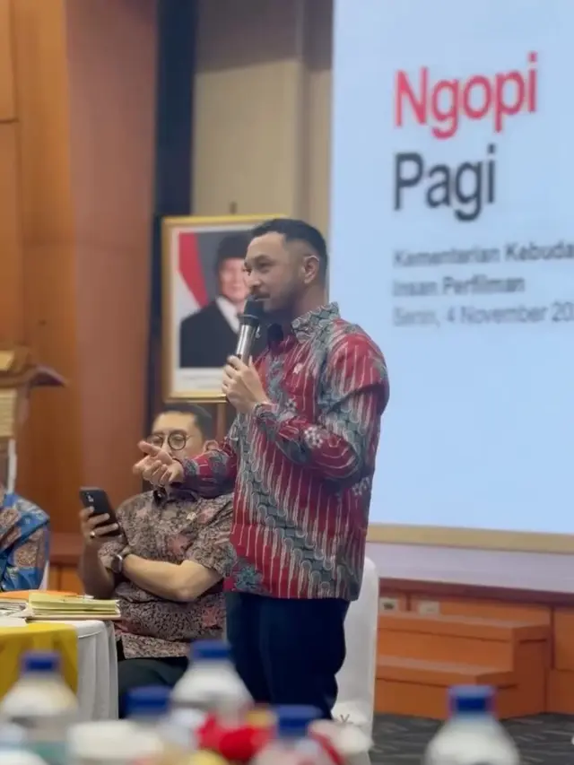 Giring Dampingi Menteri Fadli Zon