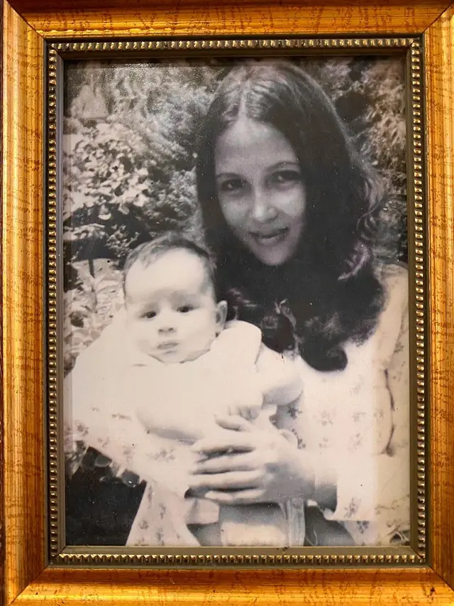 Potret jadul Marcelino Lefrandt bersama ibunya (Sumber: Instagram/@marcelinolefrandt)