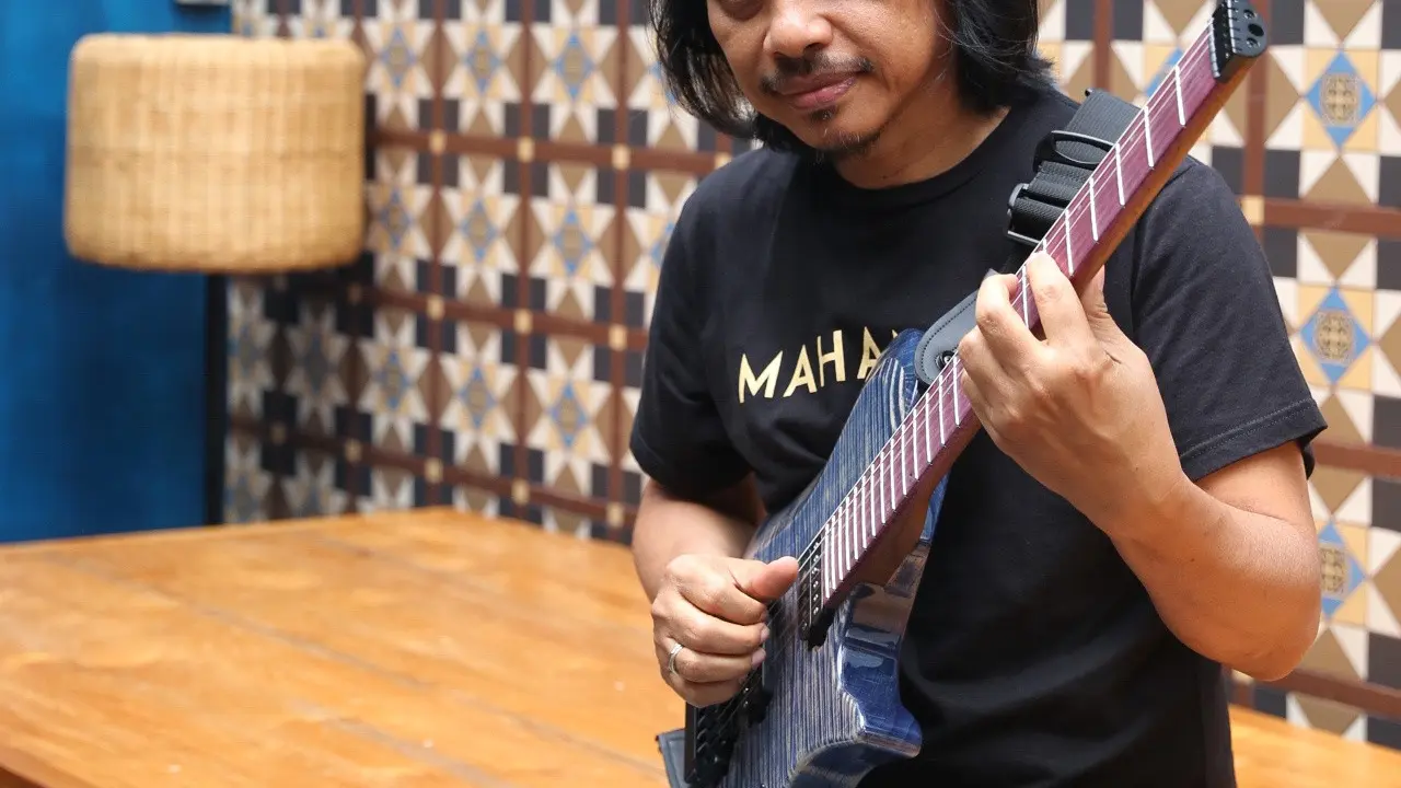[Fimela] Dewa Budjana