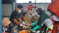 PT BUMI Resources Tbk. (BUMI) melalui anak usahanya PT Kaltim Prima Coal (KPC) menjalin kerjasama dengan Pemerintah Kabupaten Kutai Timur dalam membangun Tempat Pengelolaan Sampah Terpadu (TPST). TPS ini berkonsep Eco Waste.