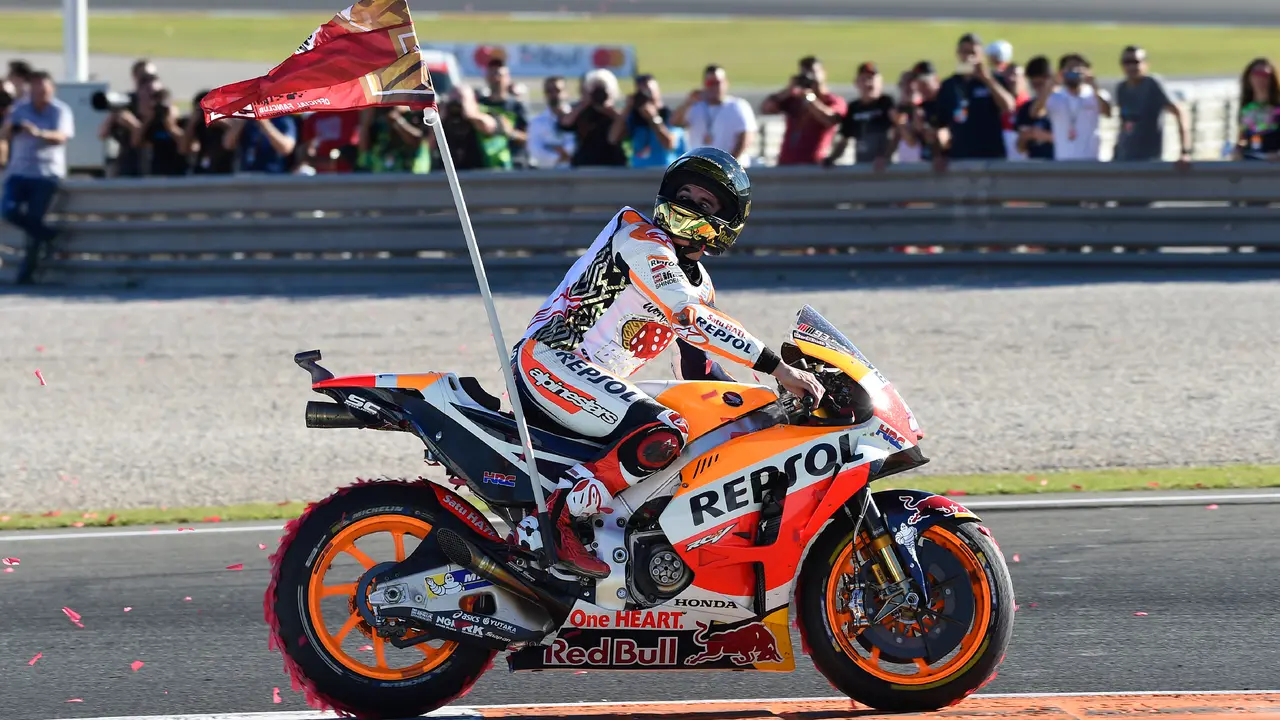 PHOTO: Finis di Urutan Ketiga, Marquez Sabet Juara Dunia MotoGP 2017