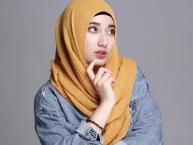 Memiliki wajah yang cantik seperti sang ibu, Cindy Fatika Sari, ternyata Tengku Syaira Anataya atau Chacha memiliki darah blasteran Arab - Aceh lho. (FOTO: instagram.com/osnapitzcha/)