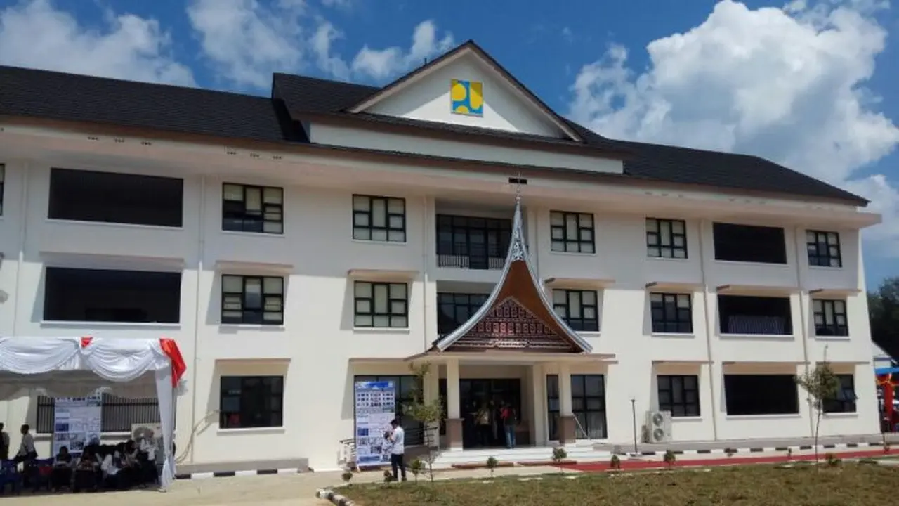Rumah Susun Sewa (Rusunawa) dan Sentra Industri Tenun Songket terbesar di Indonesia. (Dok Kementerian PUPR)
