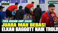 Kocak! Elkan Baggott Naik Troli Lewat Mixed Zone Saat Calvin Verdonk Sedang Wawancara