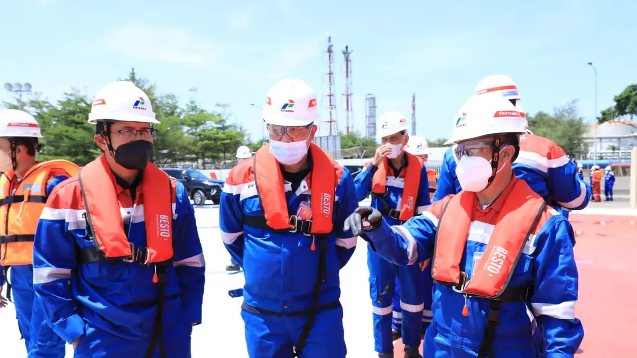 Direktur Utama PT KPI, Djoko Priyono saat menerima kunjungan kerja direksi Pertamina (Persero) dan PT Perusahaan Gas Negara (PGN) digedung Patra Graha Cilacap, Kamis (2/9/2021). Dok Pertamina