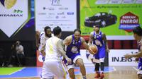Satria Muda Pertamina Jakarta menang 92-57 atas Bogor Siliwangi pada seri ketujuh IBL 2018-2019 di GOR Bima Sakti, Malang, Jumat (8/2/2019). (Media IBL)