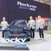 Laris Manis di GIIAS 2025, Daihatsu Buka-bukaan Keunggulan Rocky Hybrid