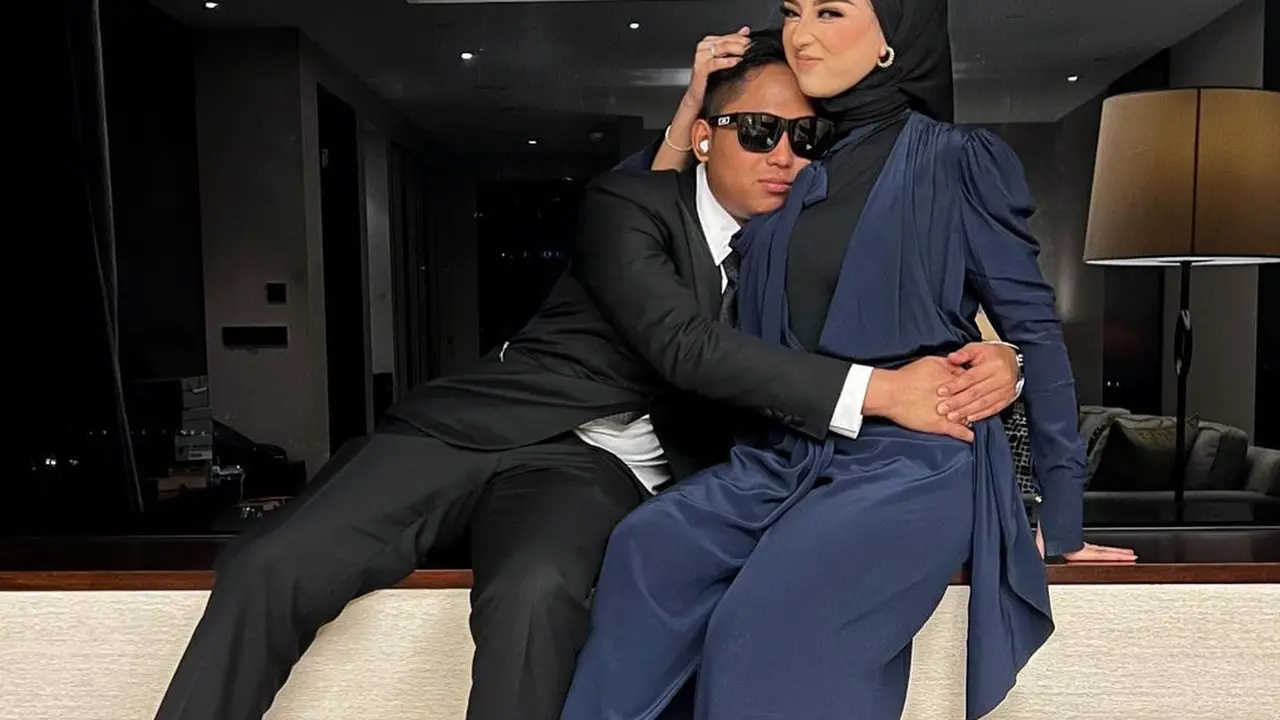 Doni Salmanan dan Dinan Fajrina. (Foto: Dok. Instagram @dinanfajrina)