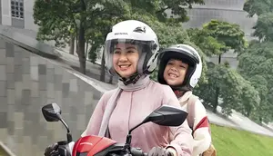 Sebelum Bonceng Anak Naik Motor, Perhatikan 3 Aturan Keselamatan Ini