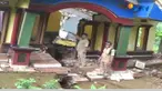 Sementara itu, bencana tanah bergerak dan amblas di Kabupaten Ciamis juga membuat ratusan rumah rusak parah. Jumlah kerusakan bertambah akibat tanah yang terus bergerak setiap harinya.
