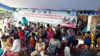 Khitanan massal yang digelar di Manado ini merupakan rangkaian acara puncak peringatan Hari Keluarga Nasional (Harganas) ke-25 di Manado, Sulawesi Utara.