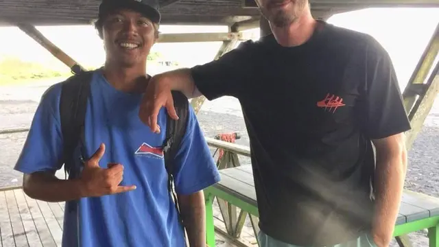 Andrew Garfield Liburan di Bali