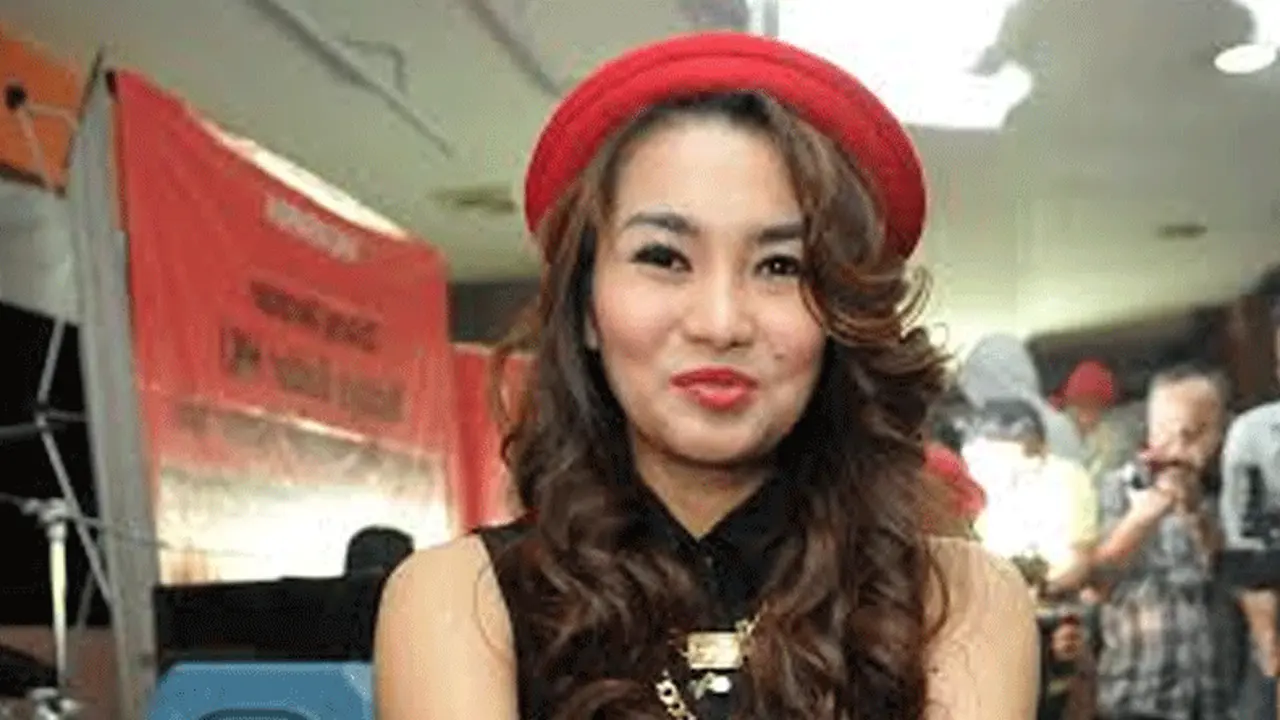 Fitri Carlina