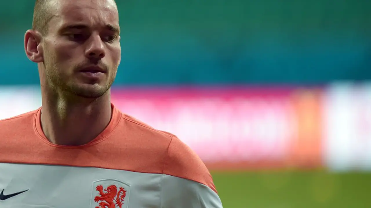 Sneijder Tak Bakal Tolak Tawaran MU (udah)