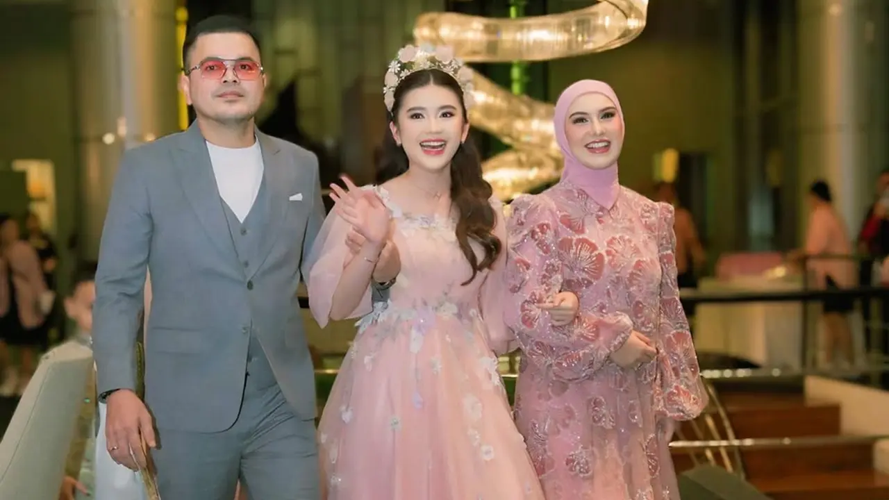 6 Potret Ultah Hassya Anak Sambung Irish Bella, Menawan Pakai Outfit ala Princess