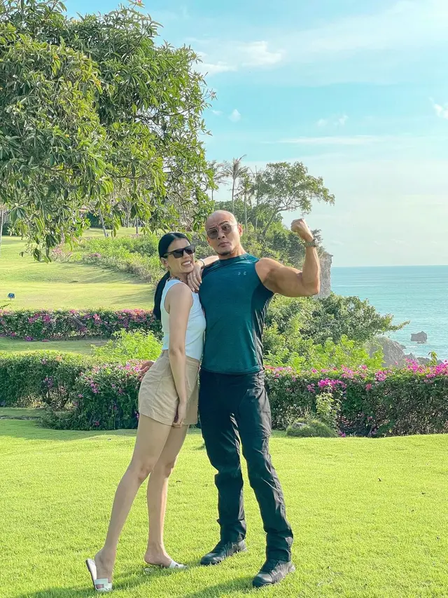 6 Potret Sabrina Chairunnisa dan Deddy Corbuzier Liburan di Bali, Seru
