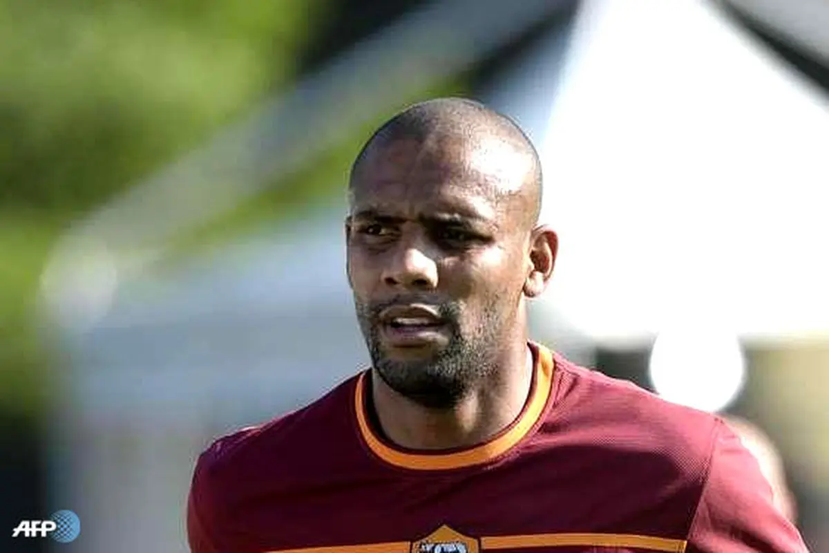 maicon-130823a.jpg