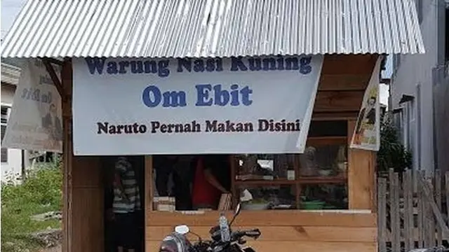 6 Spanduk Penjual Nasi Kuning dan Rames Ini Bikin Geleng Kepala