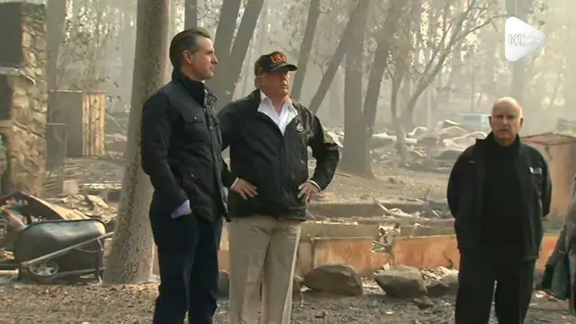 Presiden Amerika Serikat, Donald Trump mengunjungi lokasi kebakaran di California. Sedikitnya 9.700 rumah hancur dalam kebakaran itu dan 71 orang dinyatakan tewas serta lebih dari 1.000 orang hilang.