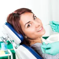 Apakah perlu langsung ke dokter bila gigi kamu berlubang? (Sumber Foto: newcastledental.com.au)