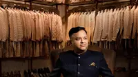 Pemilik bisnis pengecer pakaian etnik pria Vedant Fashions Ravi Modi kini merupakan miliarder.  Foto: Vedant Fashions