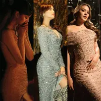 Lihat di sini beberapa potret adu gaya antara Lisa BLACKPINK, Fuji, dan Raisa pakai sequin dress.