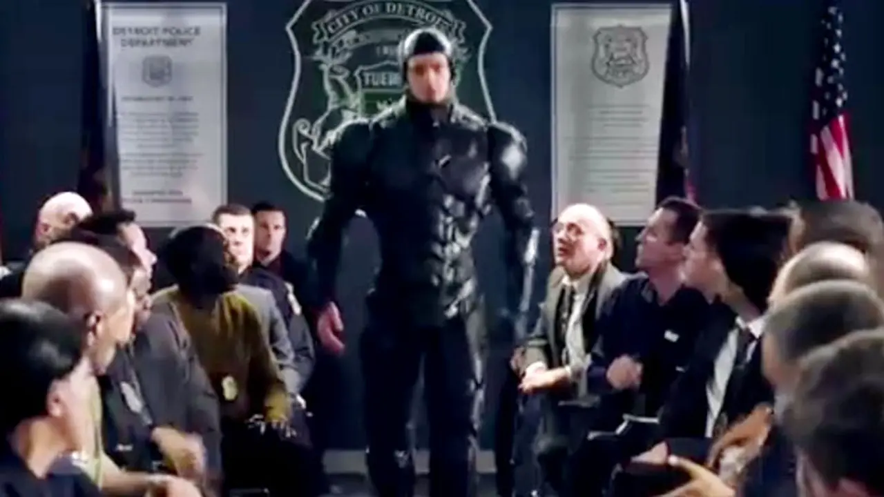 robocop-131219b.jpg