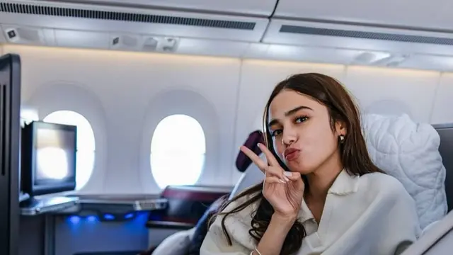 Potret Syifa Hadju dan El Rumi Liburan ke Paris (credit: https://www.instagram.com/elelrumi/).