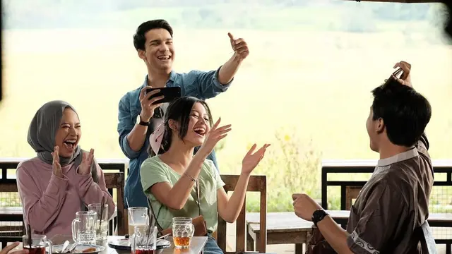 Jelang Episode Terakhir, Ini 6 Momen Kebersamaan Pemain Serial Ustad Millenial