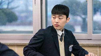 Choi Hyun Wook Buka Rahasia Sukses Akting di Drakor Weak Hero Class 1
