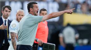 Penunjukan Cristian Chivu sebagai pelatih kepala menandai era baru bagi Inter Milan. Ia menggantikan Simone Inzaghi yang mundur usai kekalahan 0-5 dari Paris Saint-Germain di final Liga Champions musim lalu. (AP Photo/Gregory Bull)