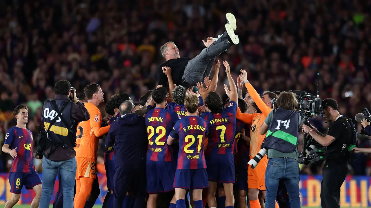 Foto: Momen Suka Cita Para Pemain Barcelona setelah Kunci Gelar Juara Liga Spanyol dan Tumbangkan Real Madrid di Laga El Clasico