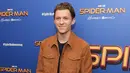 Kemunculan Tom Holland sebagai Spider-Man pertama kali di film Captain America: Civil War di tahun 2016. Film terbarunya yang berjudul Spider-Man: Homecoming baru saja rilis di Indonesia pada 5 Juli 2017 kemarin. (AFP/Bintang.com)