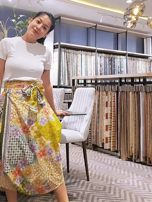 Gugatan pertama Lulu resmi ditolak oleh PA Jakarta Pusat usai menjalani 13 kali persidangan. Gugatan pertama ditolak pada 14 September 2021. Gugatan ditolak lantaran materi dalam gugatan tak terbukti di pengadilan. [Instagram/lutob]