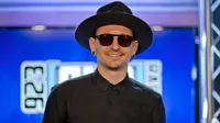 Chester Bennington mempunyai beberapa fashion item yang menjadi cirinya (Foto: Instagram Chester Bennington)