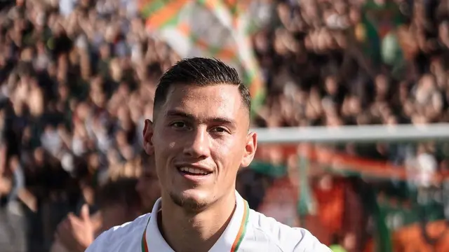 Potret Pien Boonen, Kekasih Jay Idzes Pemain Timnas Indonesia yang Berprofesi sebagai Model. (instagram/jayidzes)