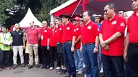 Menteri Hukum dan HAM (Menkumham) Yasonna H Laoly (bertopi). (Liputan6.com/Lizsa Egeham)