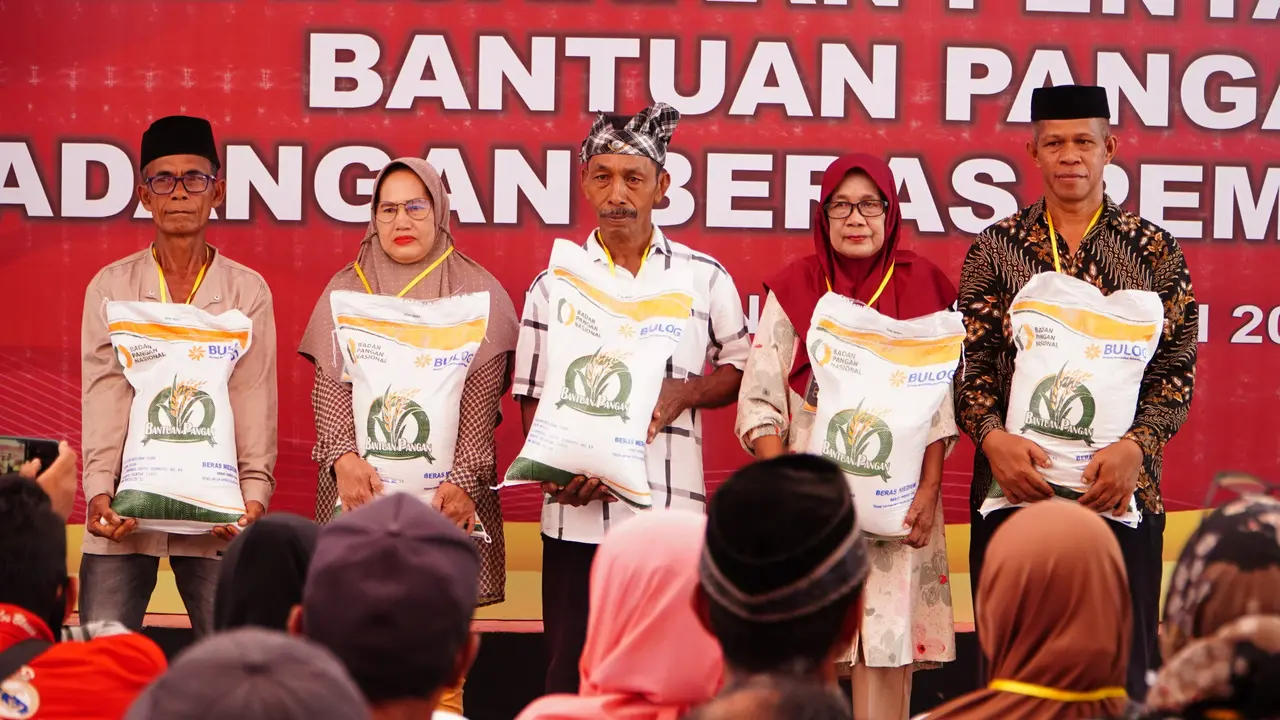 Pemerintah memutuskan program bantuan pangan (banpang) beras berlanjut di tahun 2024. Dok Bapanas