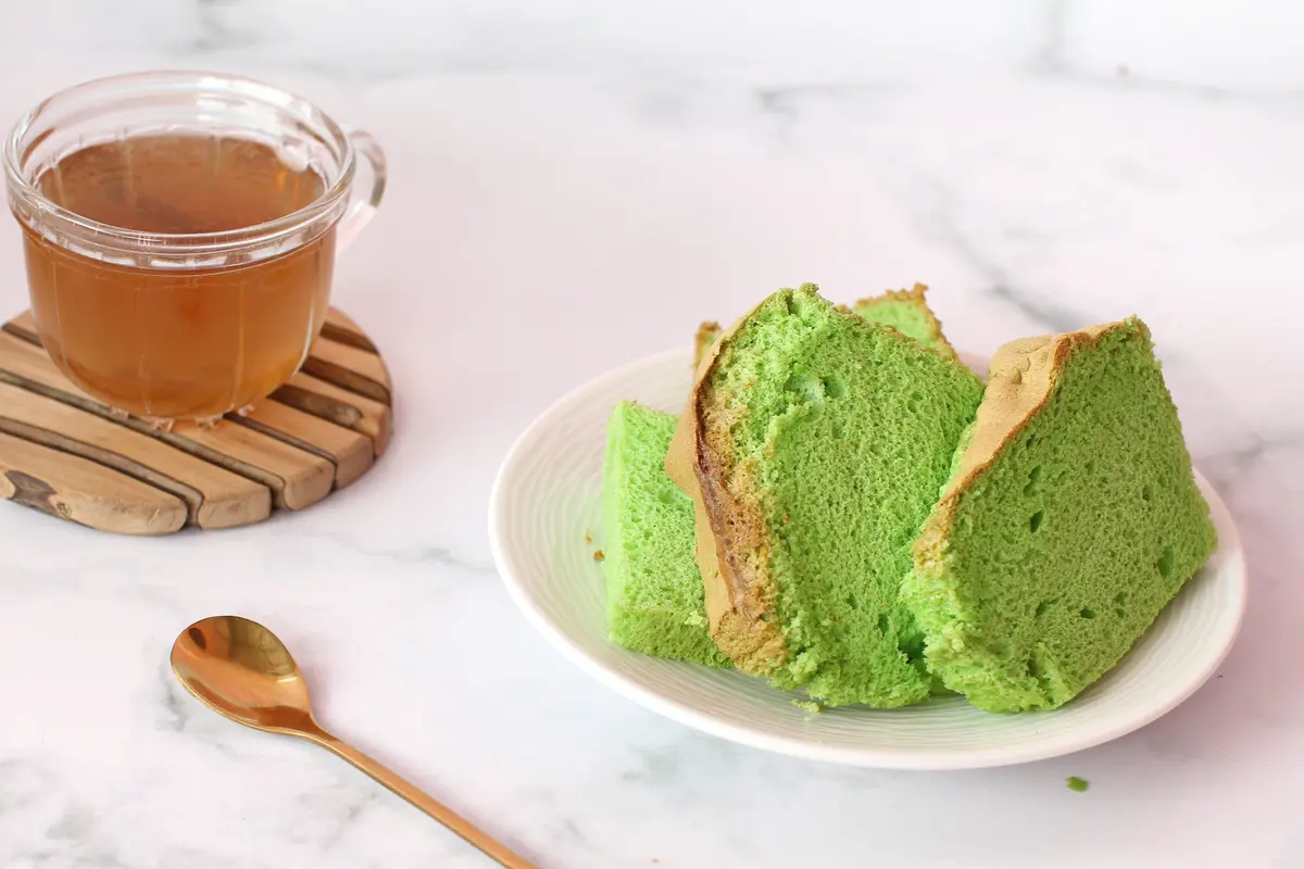 bolu pandan panggang