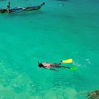 Inilah salah satu pantai yang wajib kamu datangi saat berkunjung ke Banyuwangi.