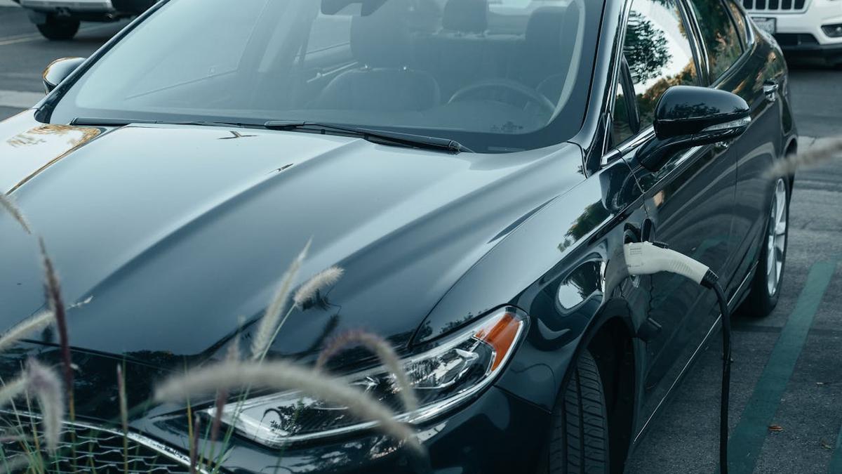 Pasar Mobil Listrik di Indonesia Masih Dikuasai Kelas Menengah Atas