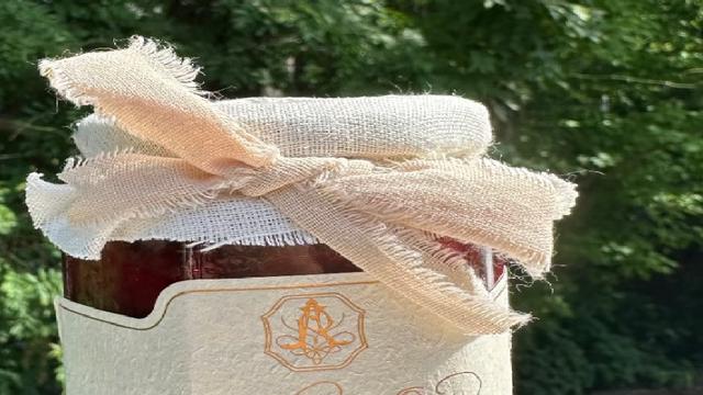 Meghan Markle Bagikan Selai Raspberry dan Biskuit Anjing Jelang Kemunculan Kate Middleton di Trooping the Colour