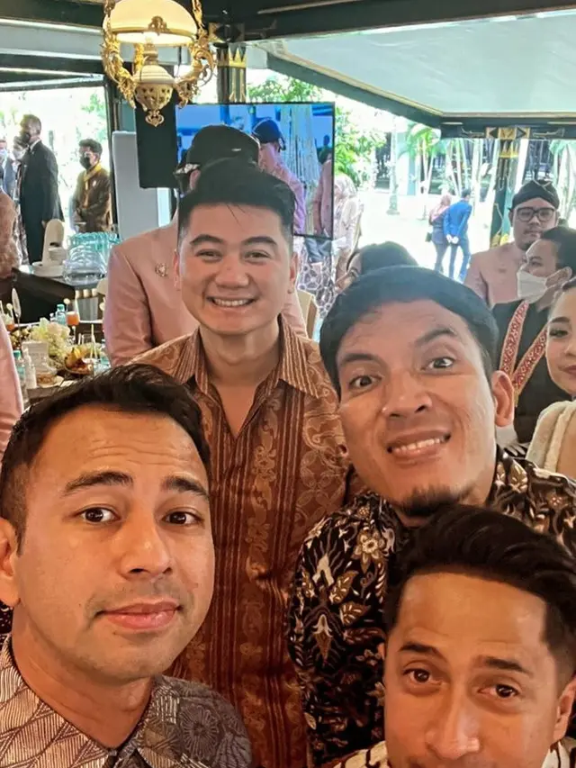 6 Potret Seleb yang Hadiri Nikahan Kaesang Pangarep dan Erina Gudono