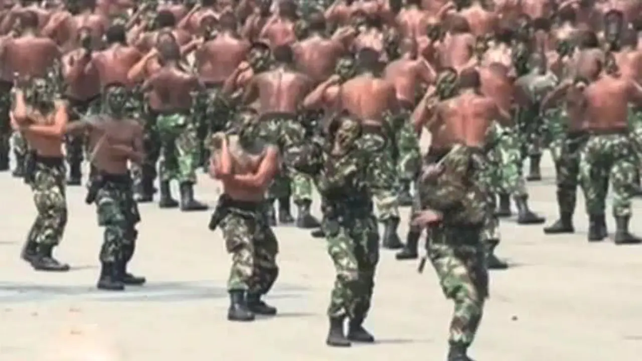 Segmen 7: Geladi Bersih Peringatan HUT TNI ke-70