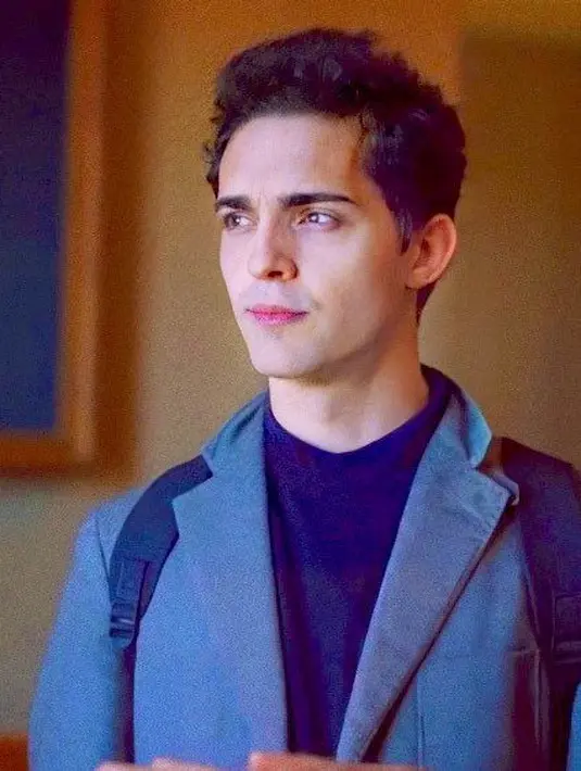 Saat muda, Pedro memang sudah memancarkan karisma sebagai aktor. Tak heran jika ia kerap dipercaya menjadi pemeran utama. [Foto: Pinterest]