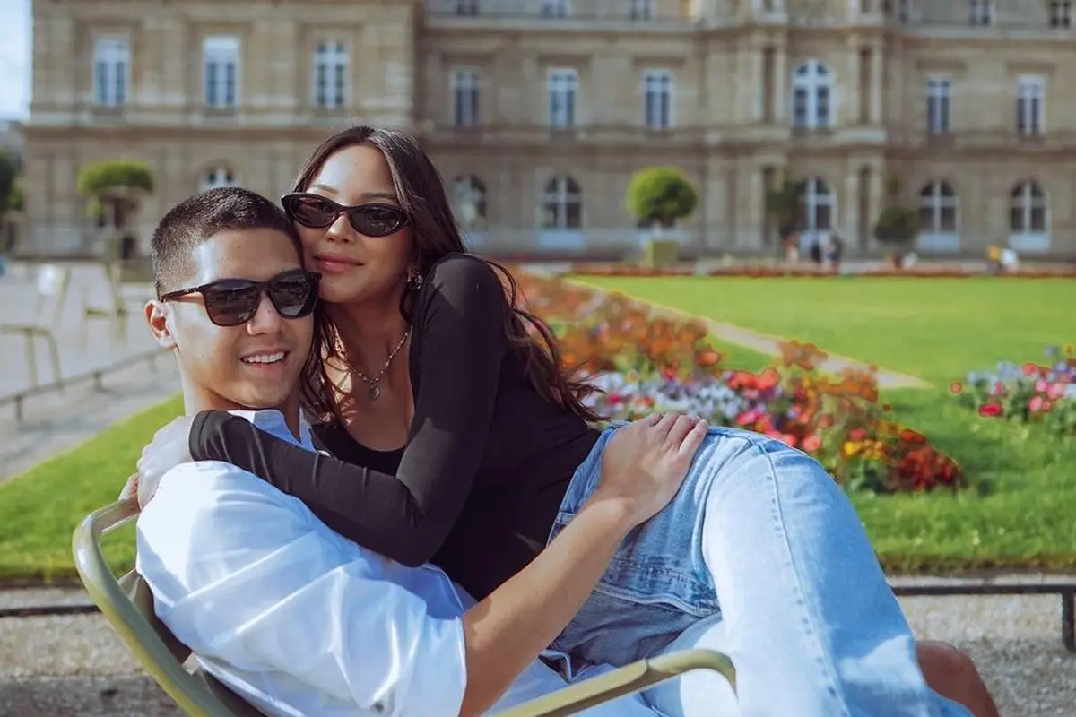 7 Momen Al Ghazali Dan Alyssa Daguise Kencan Bareng di Paris Usai LDR 6 Bulan