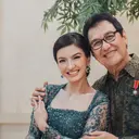 Raline Shah Rayakan Ulang Tahun ke-76 Rahmat Shah Ayah Tercintanya