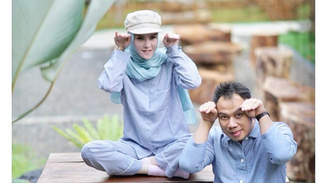 [Bintang] Angel Lelga dan Vicky Prasetyo